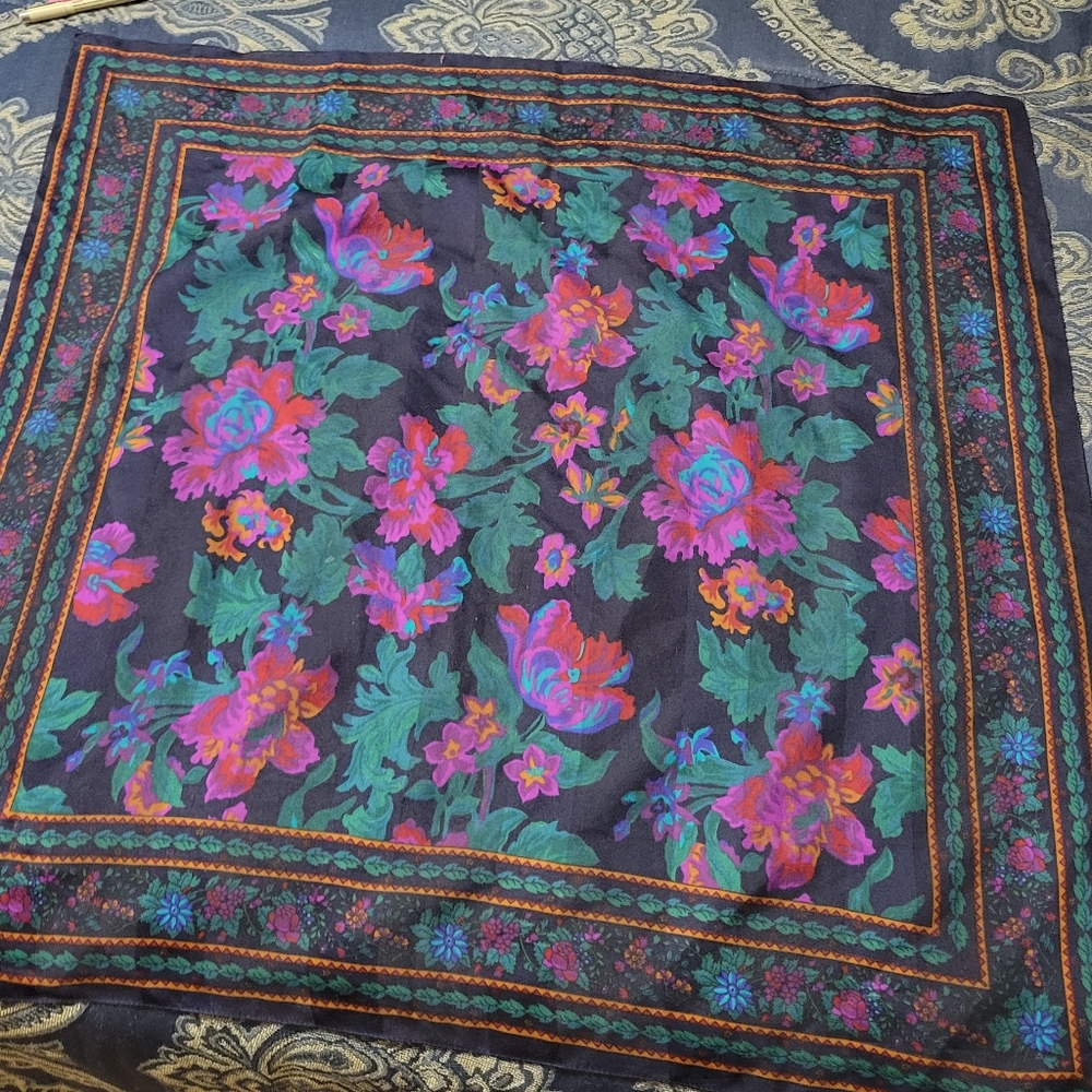 Vintage Challis by Berkshire FLORAL * Pink Blue Green * 30" Scarf Neckerchief